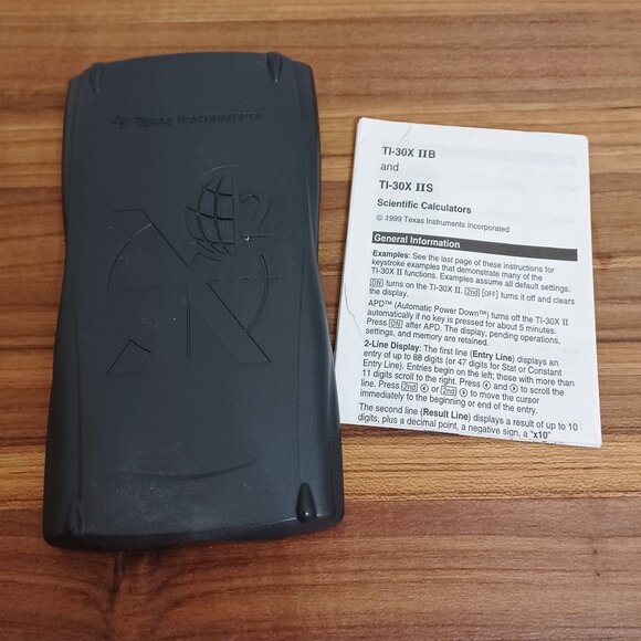 Texas Instrument TI-30X IIS Scientific Basic Calculator Black Solar with Manual - Picture 2 of 3